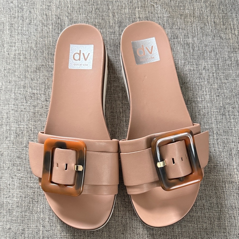 DV by Dolce Vita Beige Buckle Slide Sandals